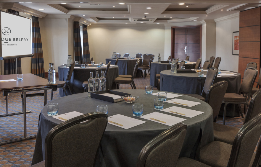 Carousel Desktop Royal 2