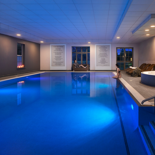 <p>POOL</p>