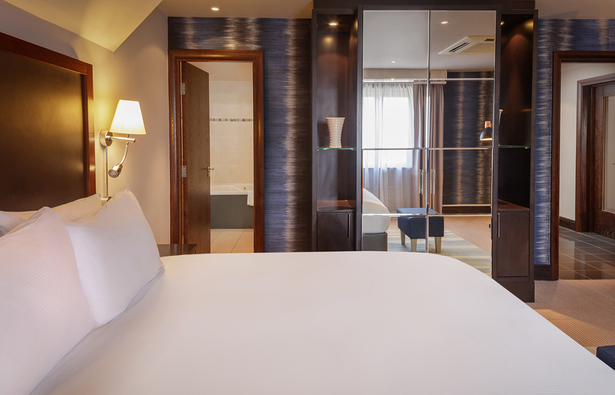 Carousel Desktop Penthouse Suite 1