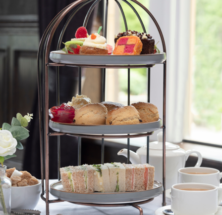 <strong>AFTERNOON TEA</strong>