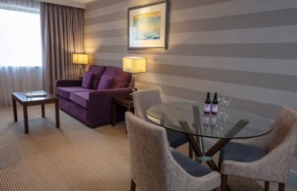 Carousel Desktop Junior Suite 1